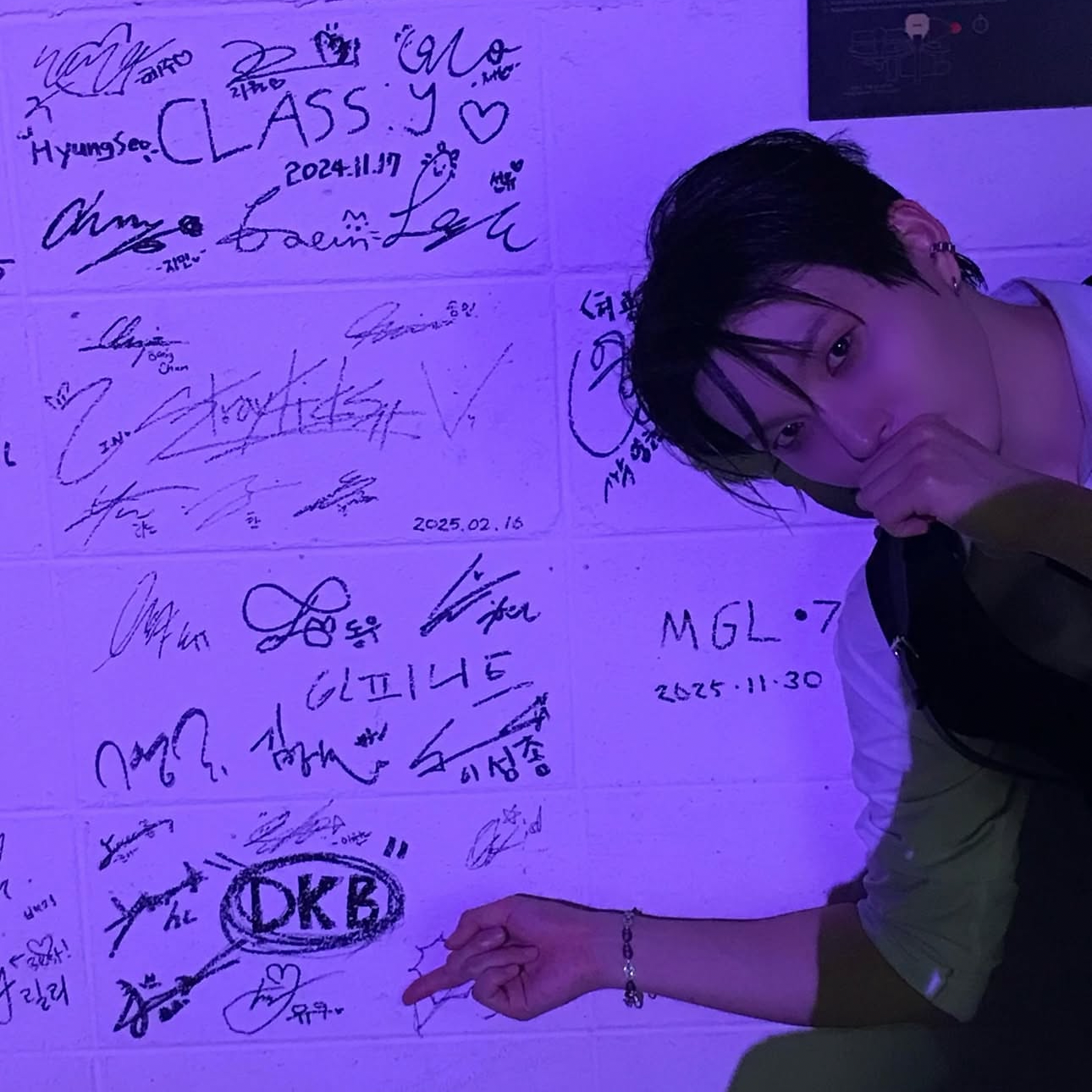 A moment captured by HEECHAN (DKB)'s fan