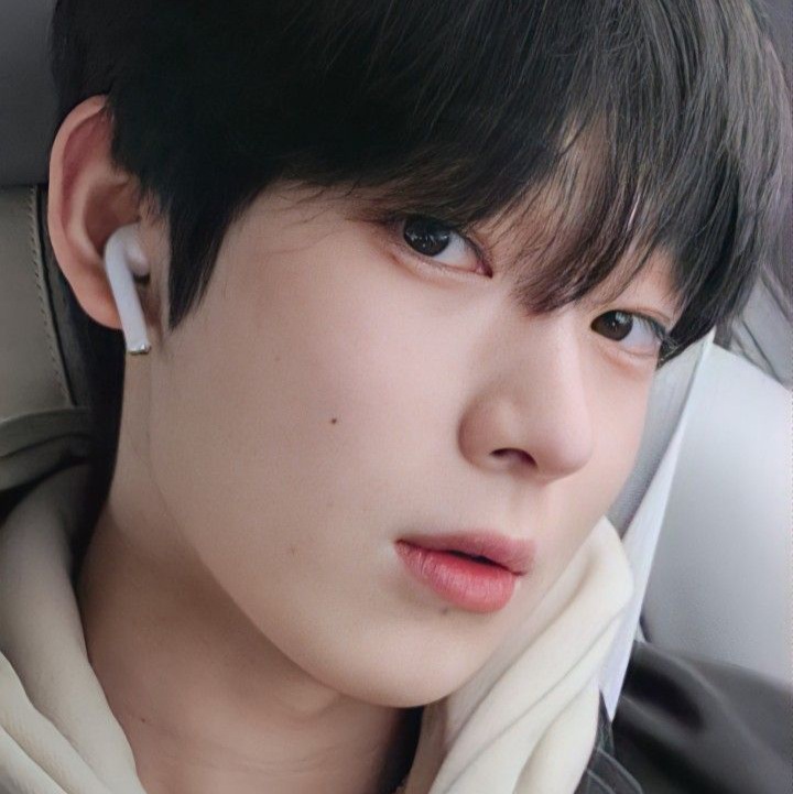 선우 (ENHYPEN)의 비하인드 컷