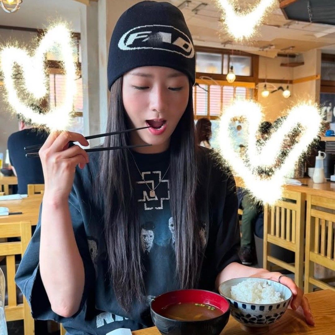 Latest photo of Yoon Bomi (Apink)