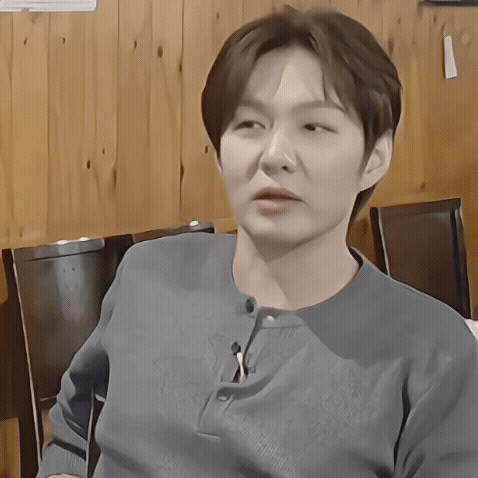 Behind-the-scenes cut of Lee Changsub (BTOB)