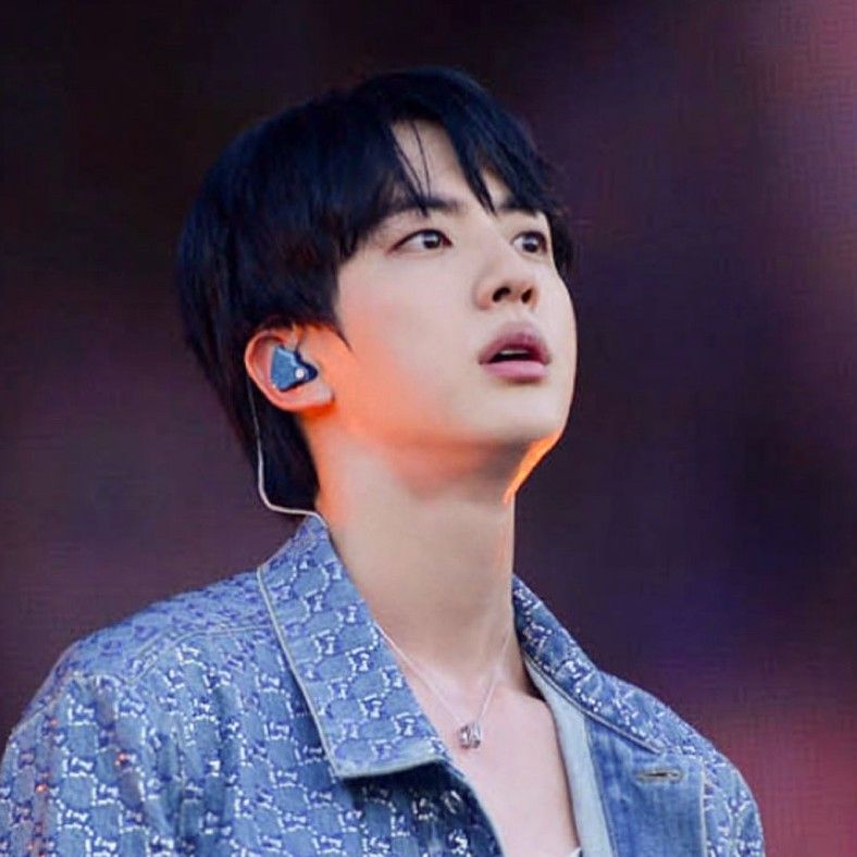 K-pop star post gaining attention now