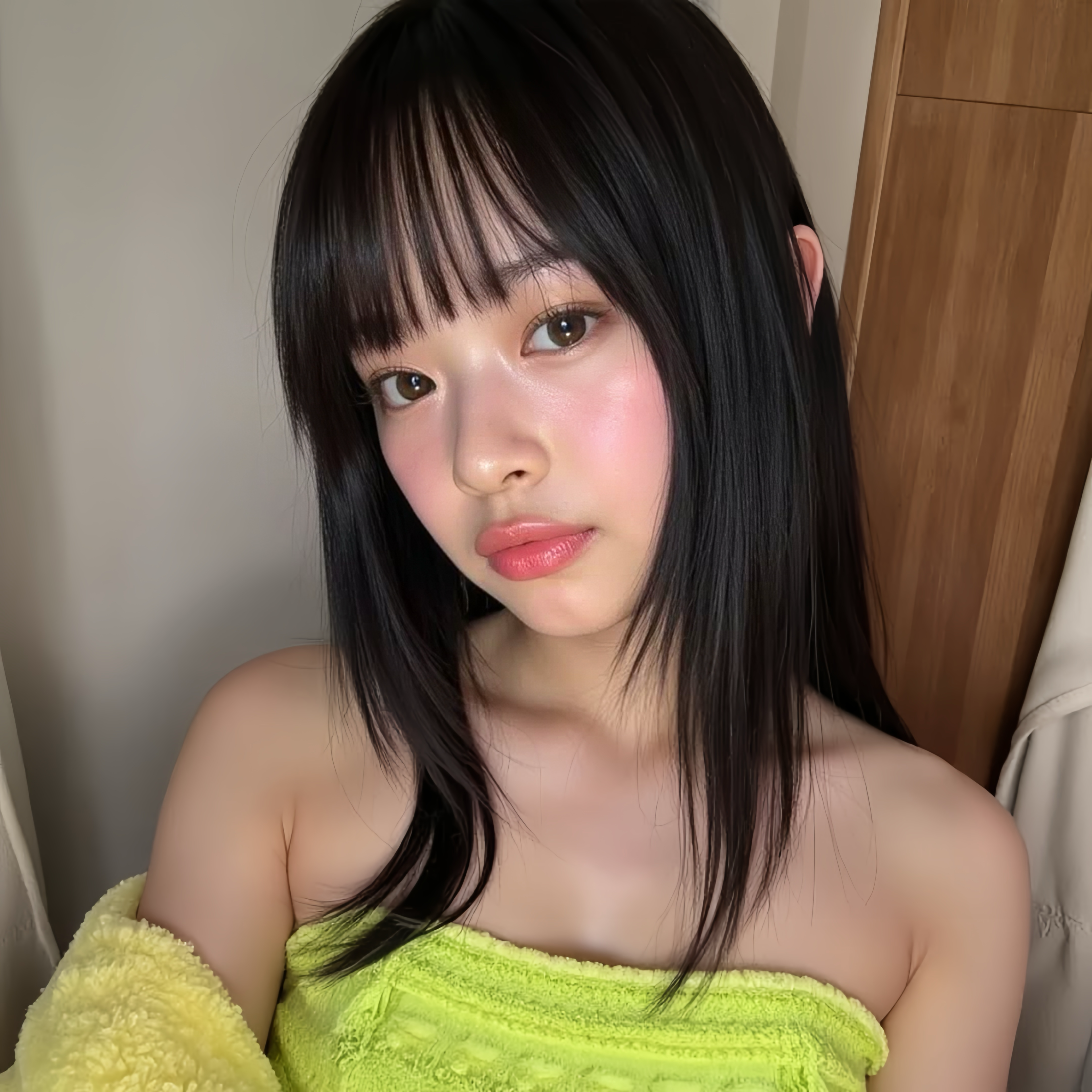 하니 (뉴진스)의 최신 사진