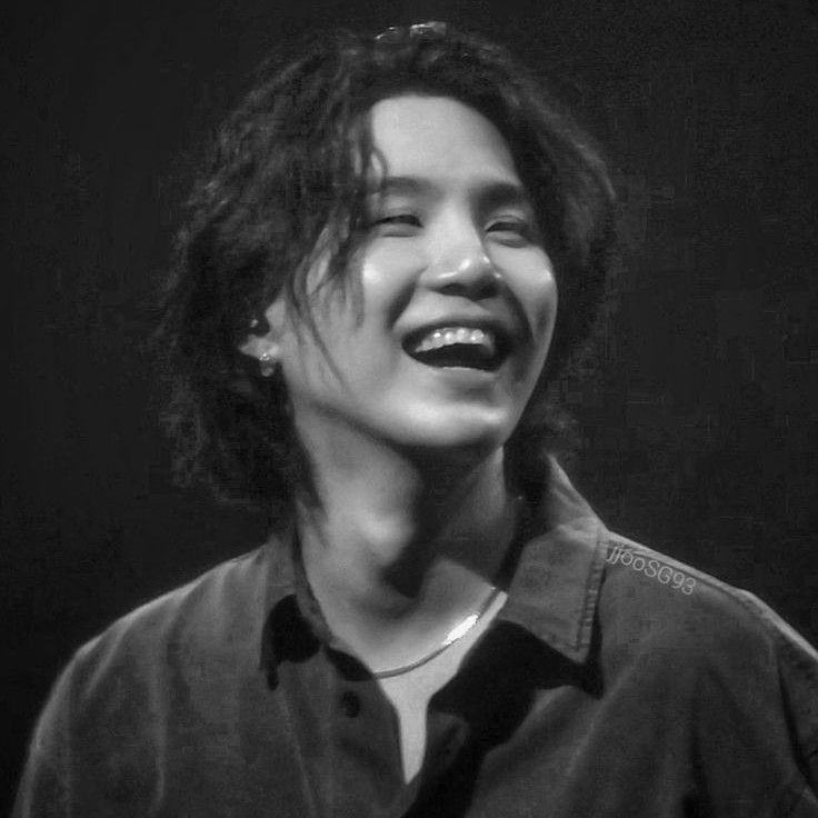 Potret di balik layar SUGA (BTS)