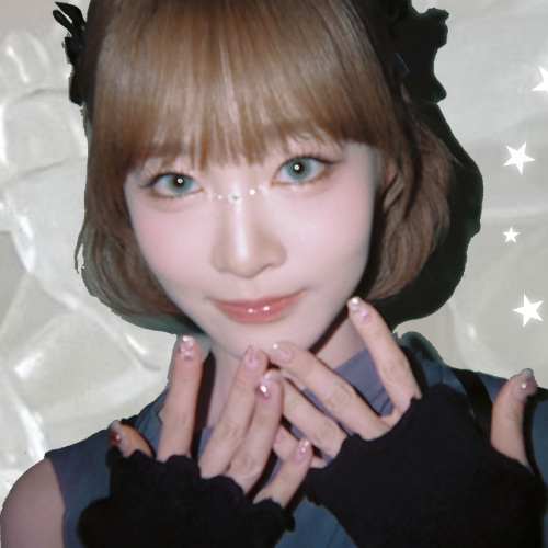 飯田栞月 (ME:I)の最近の活動写真