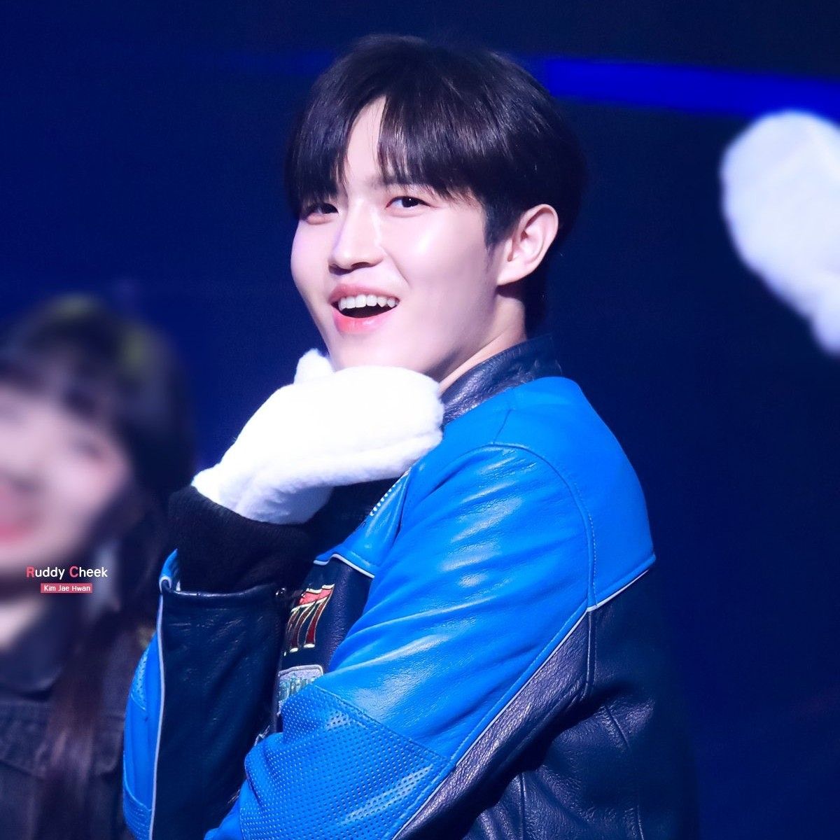 Potret di balik layar Kim Jaehwan