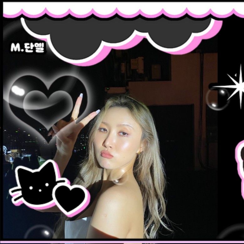 Recent activity shot of Hwasa (MAMAMOO)