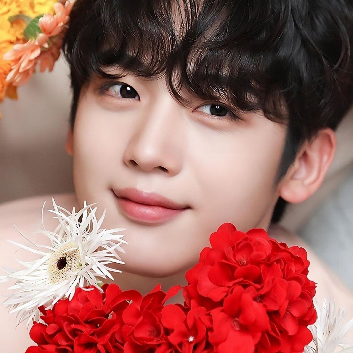 Latest photo of Kim Yohan (WEi)