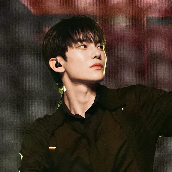 Behind-the-scenes cut of Park Donggyu