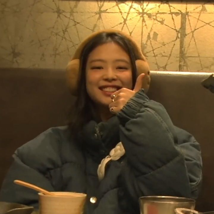Behind-the-scenes cut of Jennie (BLACKPINK)