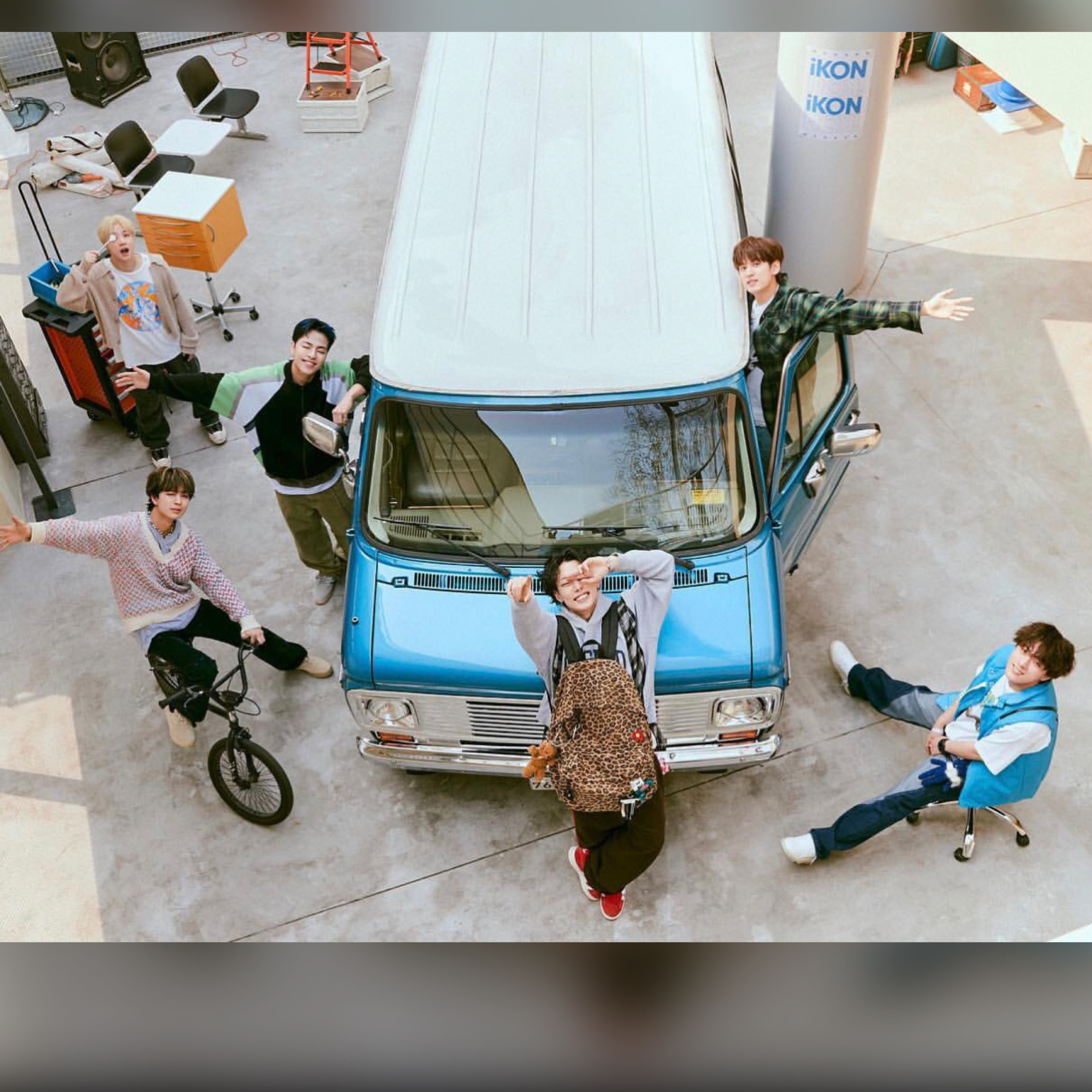 Behind-the-scenes cut of iKON