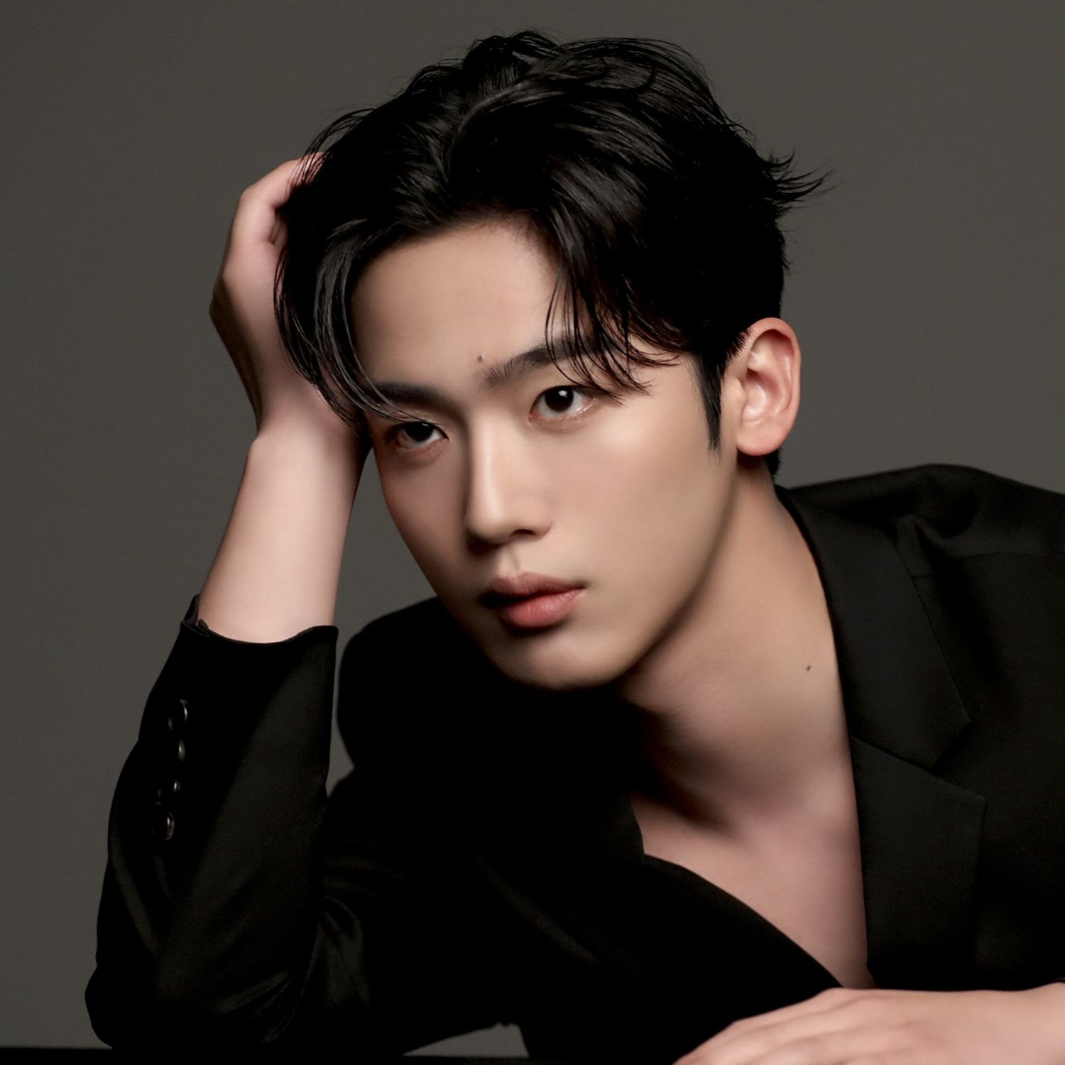 Recent activity shot of Kim Yohan (WEi)