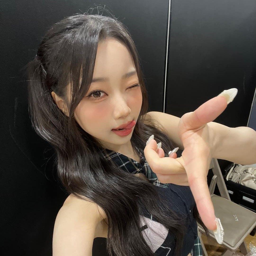 Latest photo of SECRET NUMBER