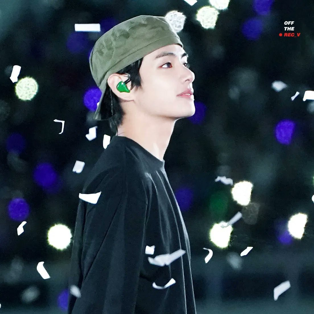 A moment captured by V (BTS)'s fan