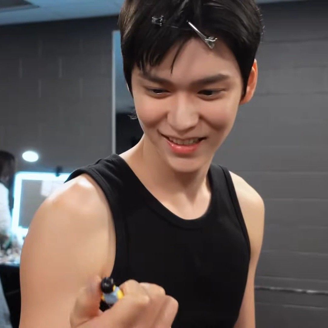 Latest photo of RIIZE