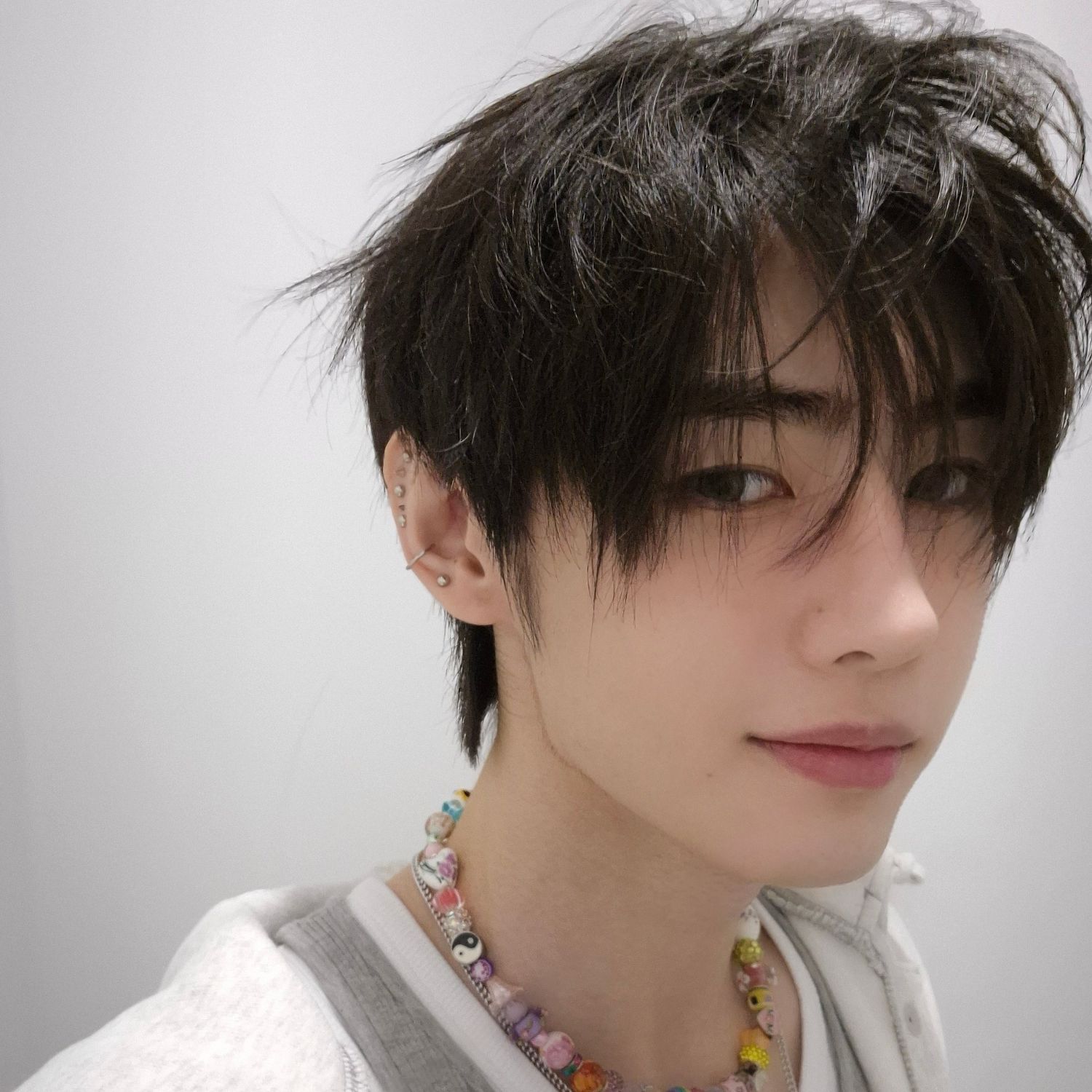 Behind-the-scenes cut of Sunghoon (ENHYPEN)