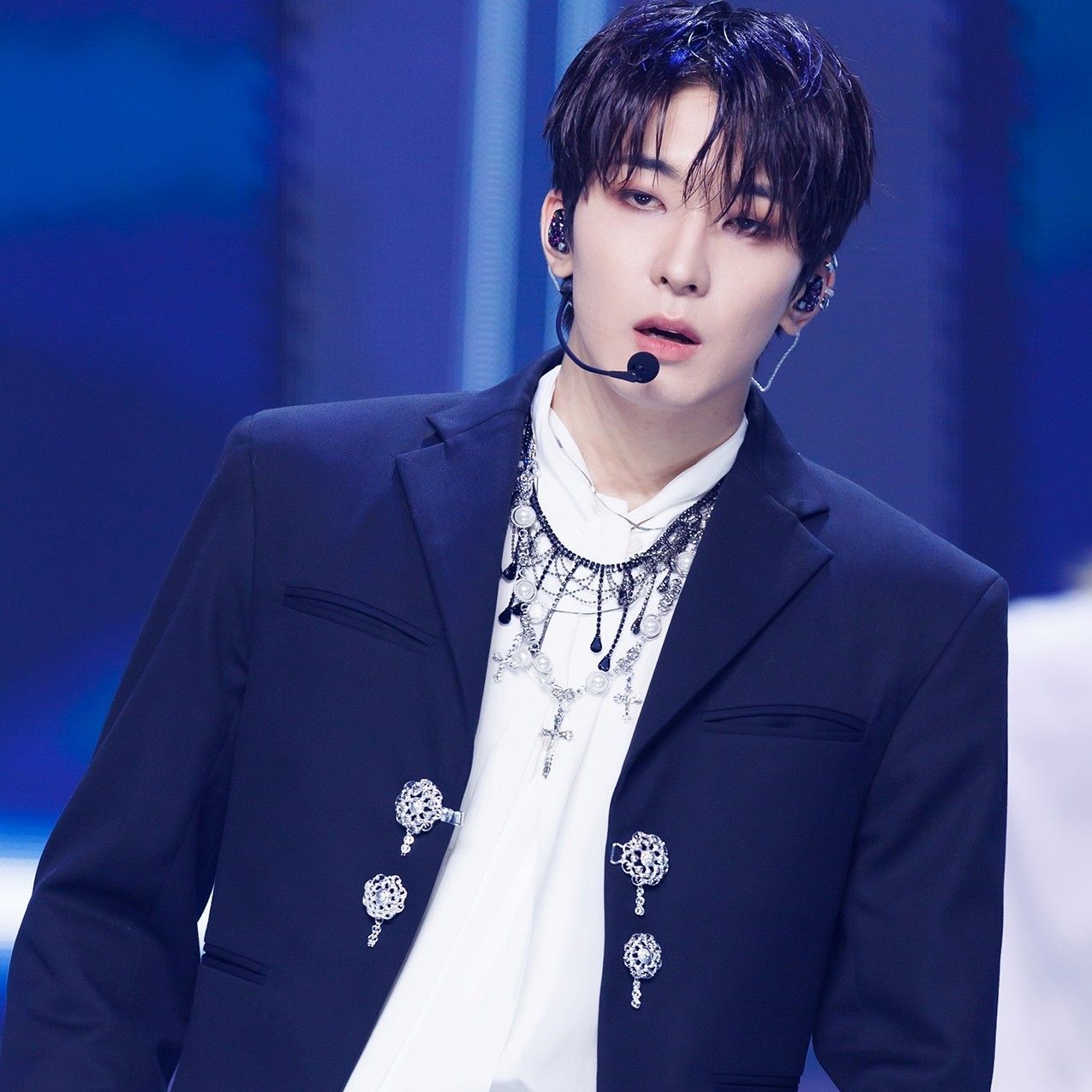 Recent activity shot of Wonwoo (SEVENTEEN)