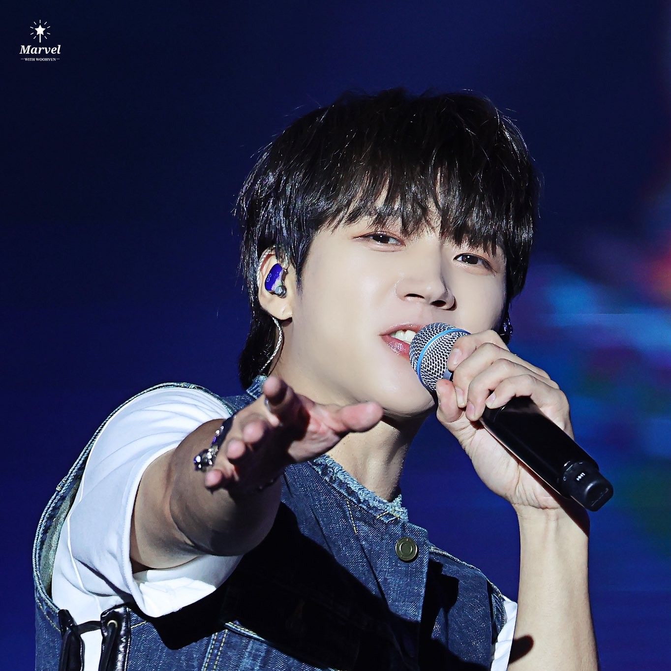 A moment captured by Woohyun (INFINITE)'s fan
