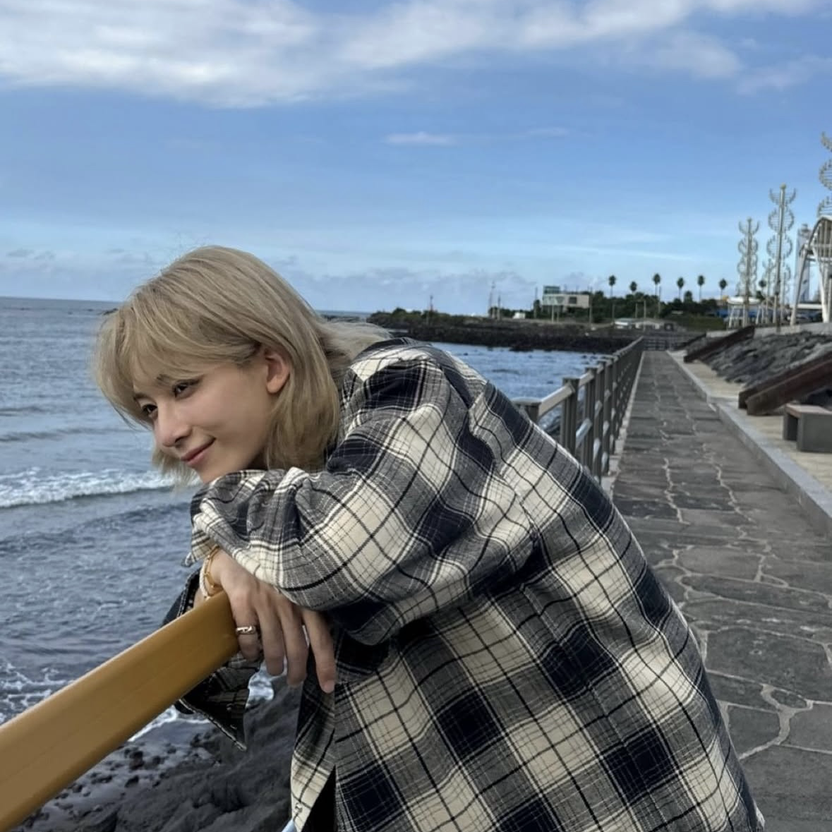 Latest photo of Jeonghan (SEVENTEEN)