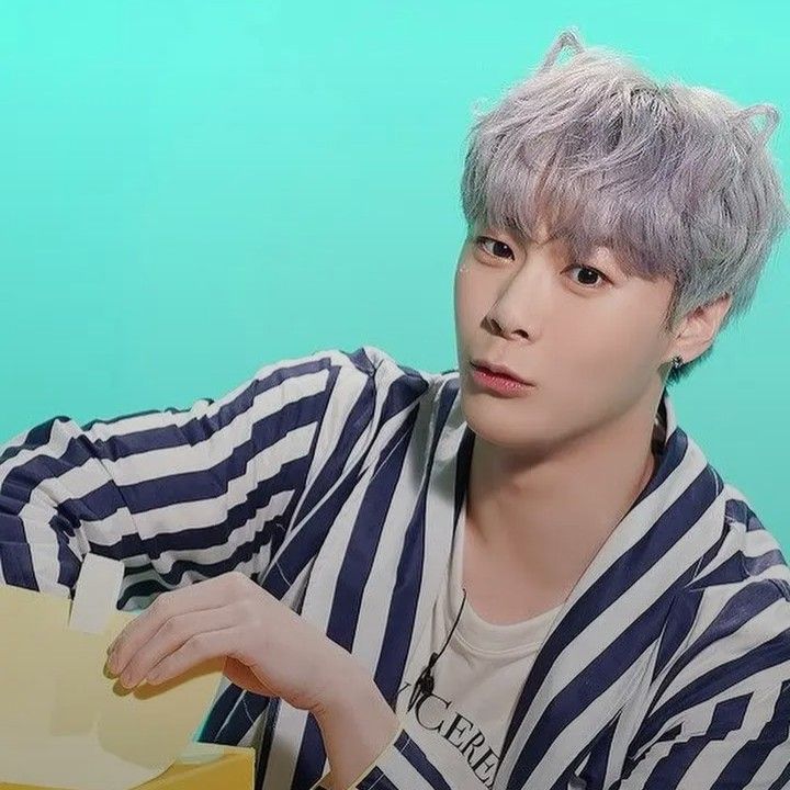 Latest photo of Moonbin (ASTRO)