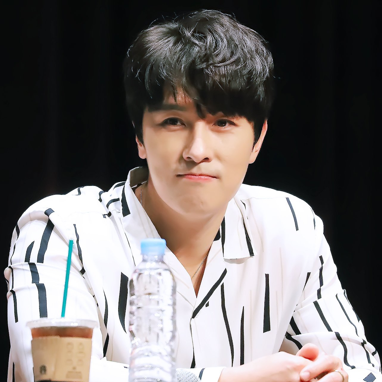 Behind-the-scenes cut of Kim Dongwan (SHINHWA)