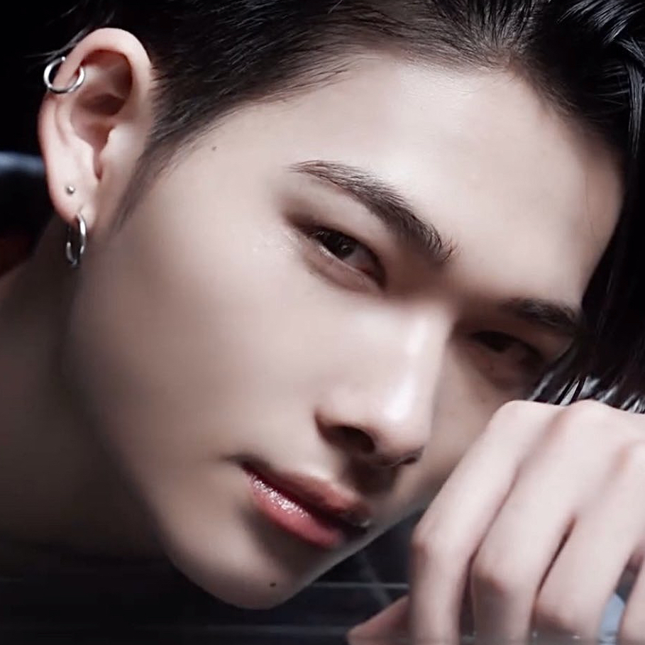 NI-KI (ENHYPEN)的最新活動照片