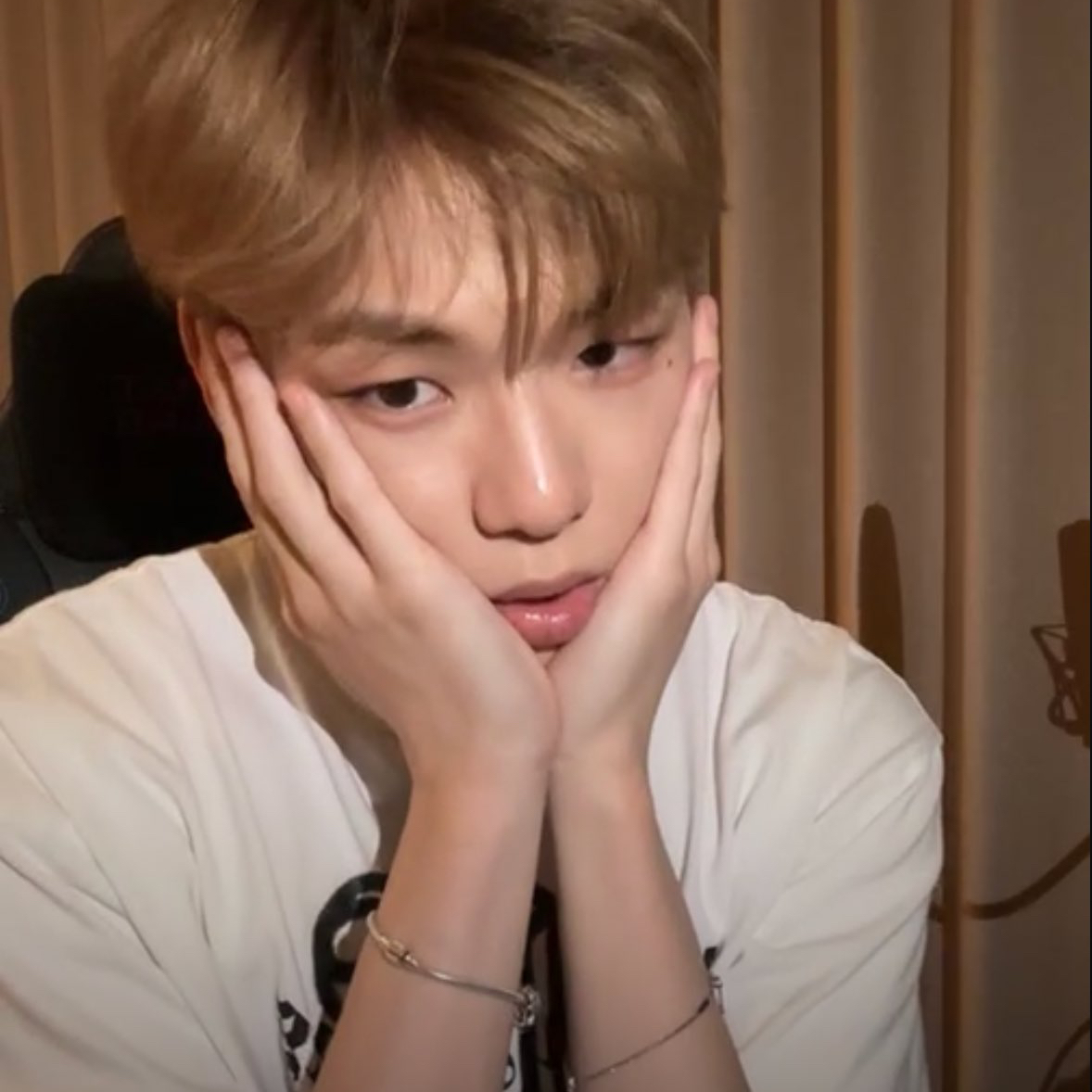 Recent activity shot of Kang Daniel