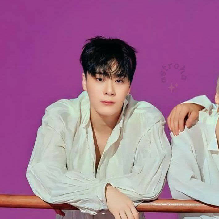 A moment captured by Moonbin (ASTRO)'s fan