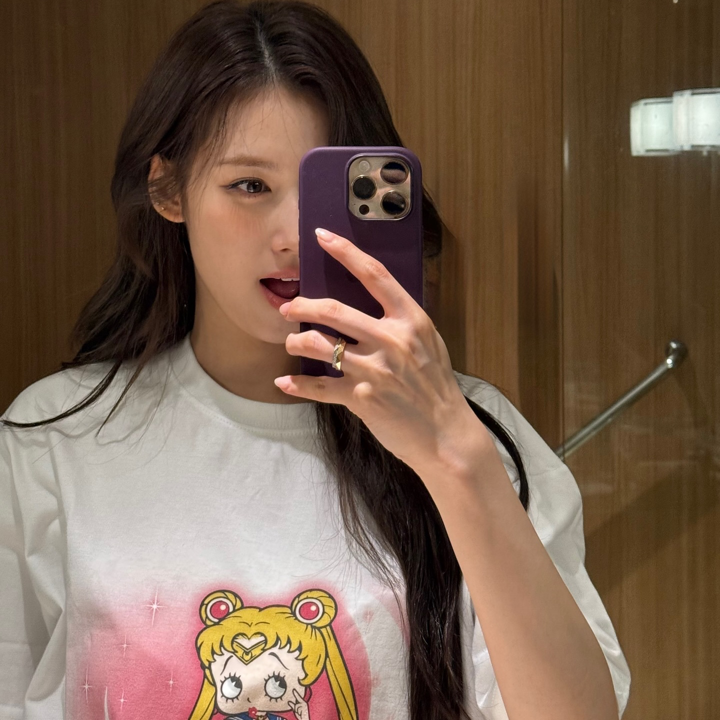 Latest photo of TWICE