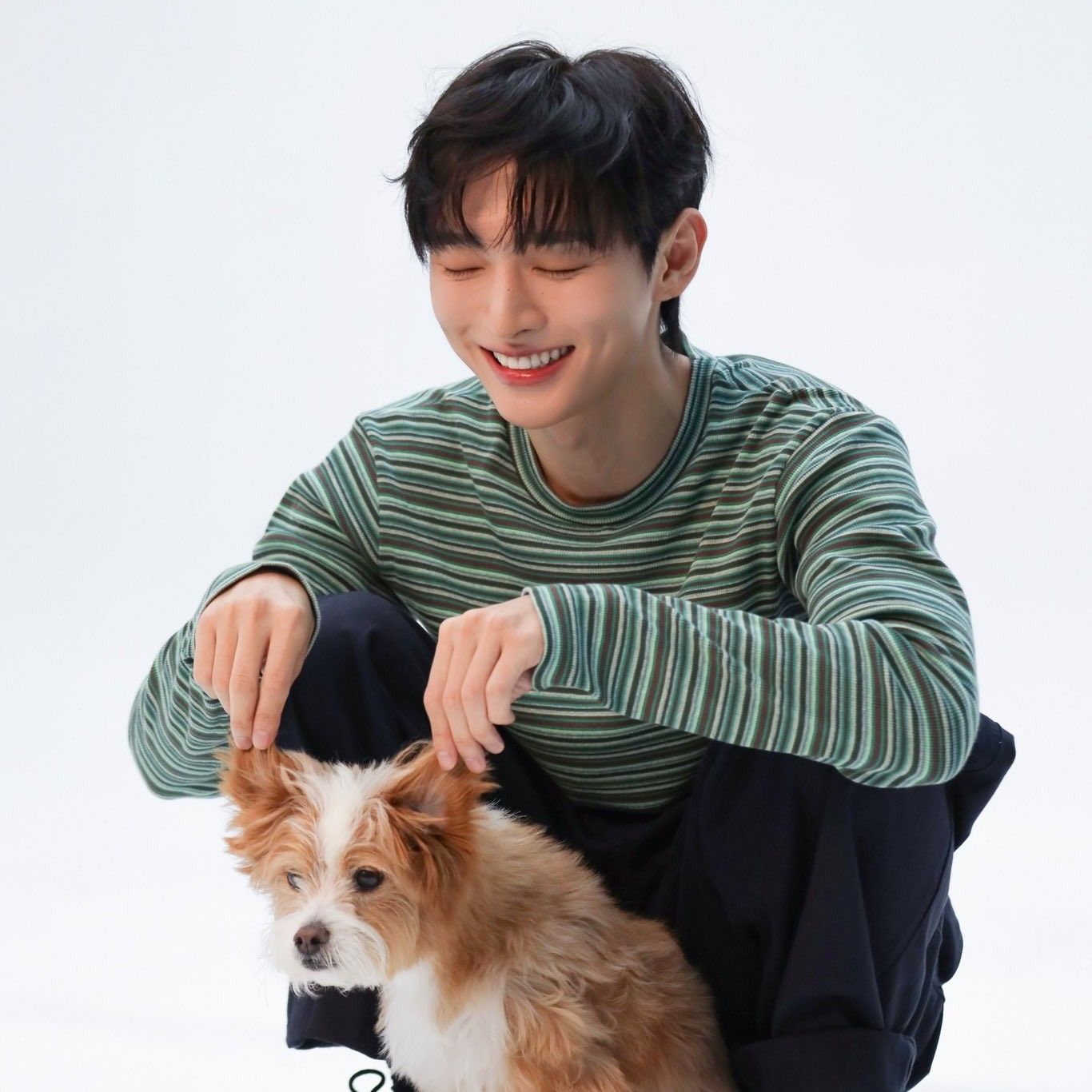 A moment captured by Yoon Jisung's fan