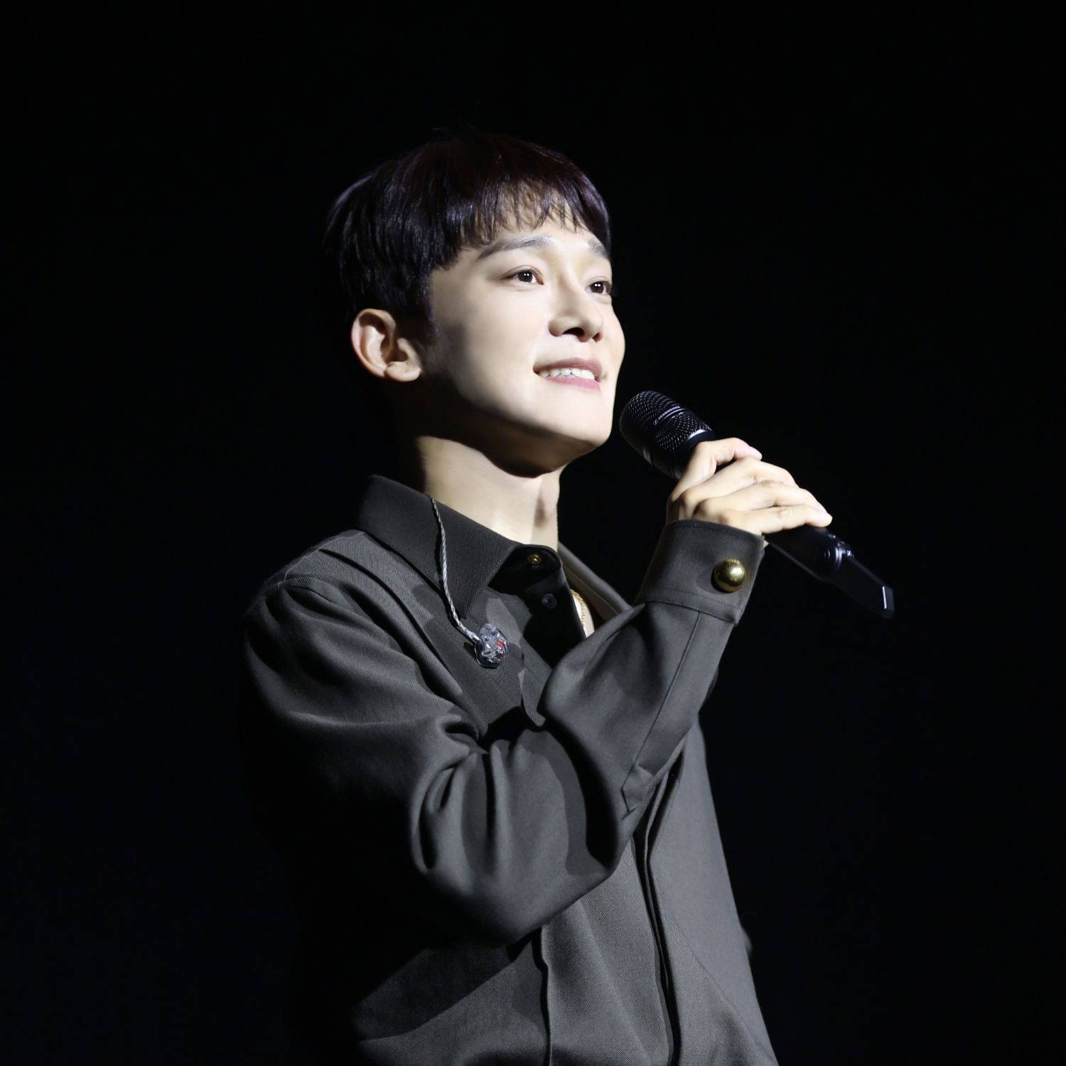 Chen (EXO)的最新活動照片