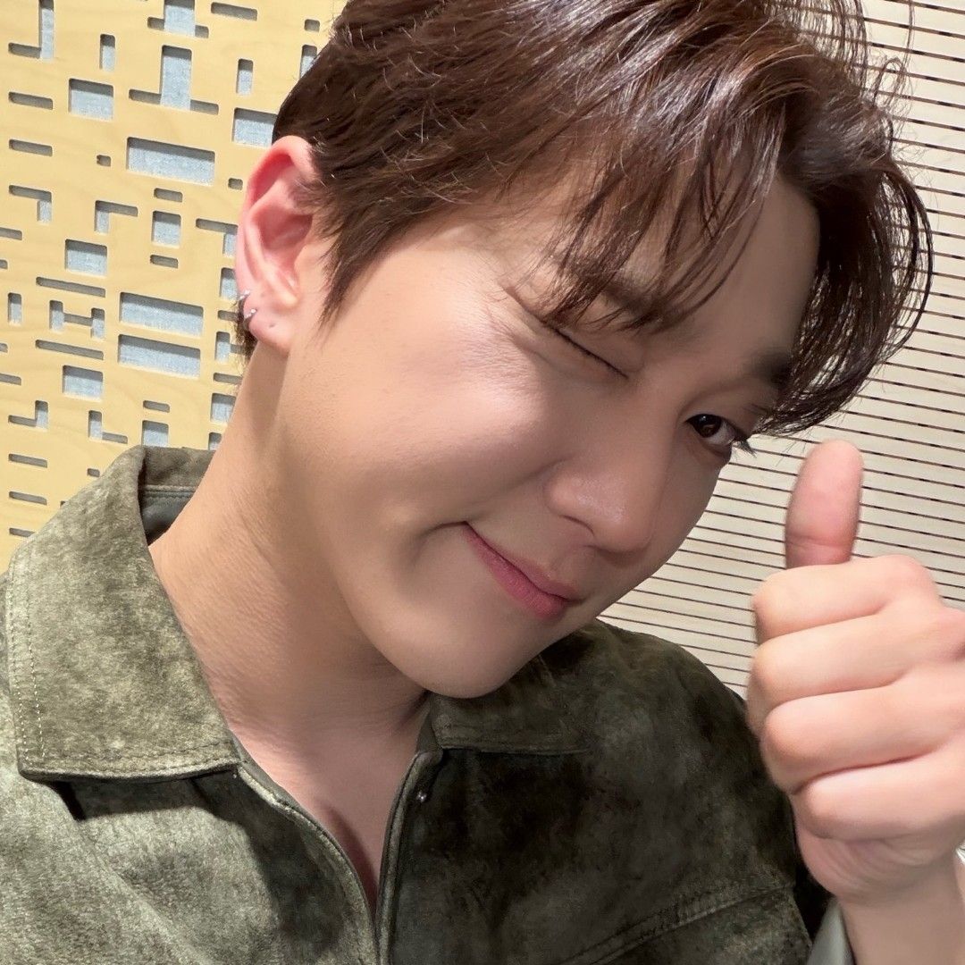 Recent activity shot of Hong Joochan (GoldenChild)