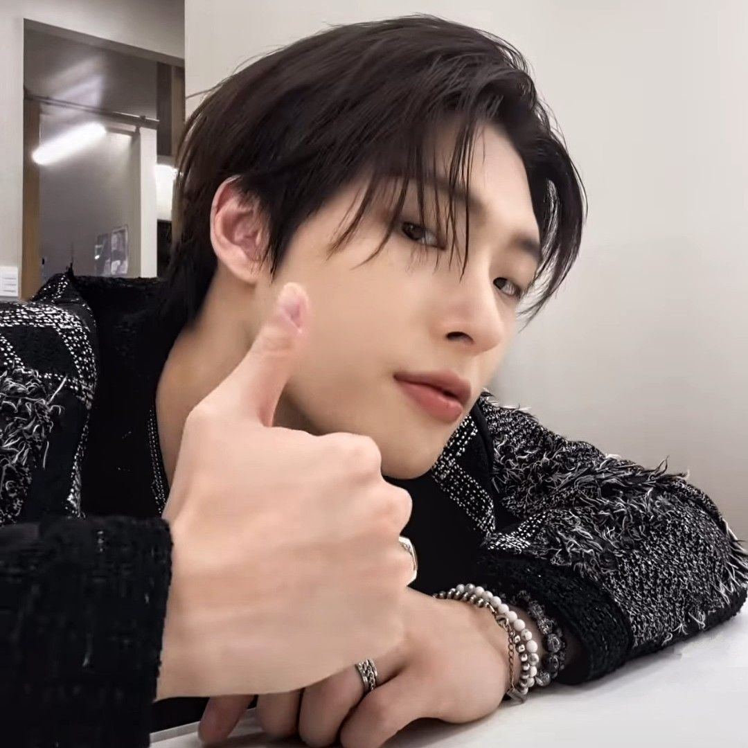 Behind-the-scenes cut of Mingi (ATEEZ)