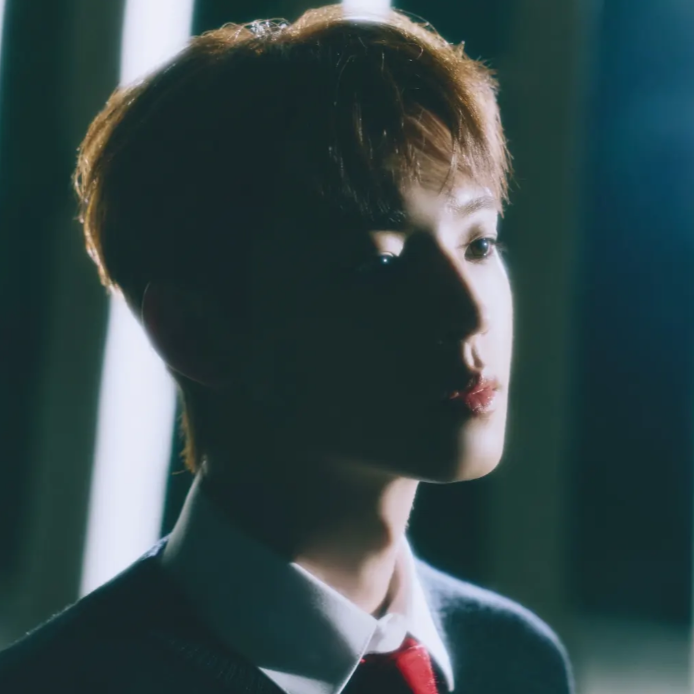 Behind-the-scenes cut of Hyojin (ONF)