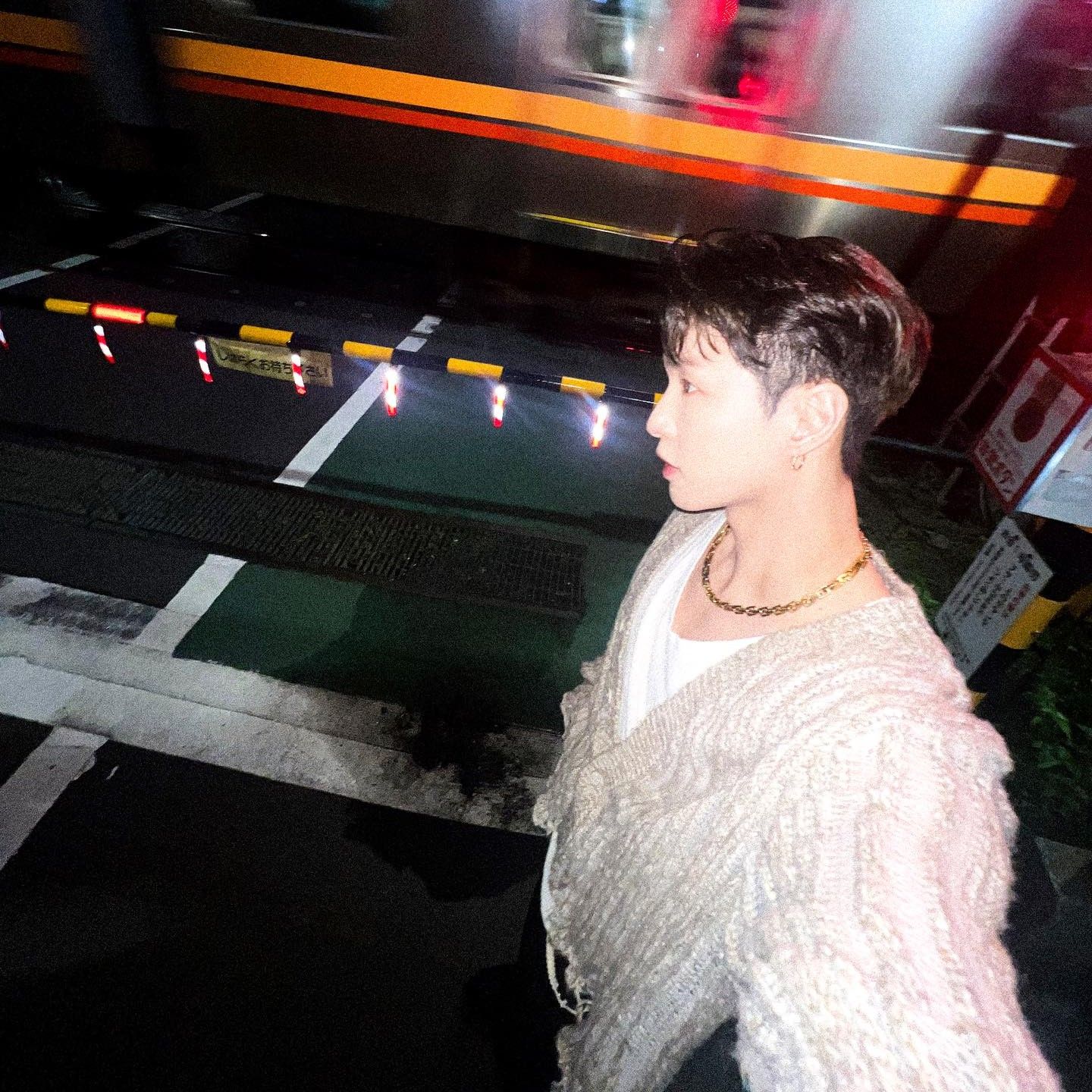 A moment captured by Lay (EXO)'s fan