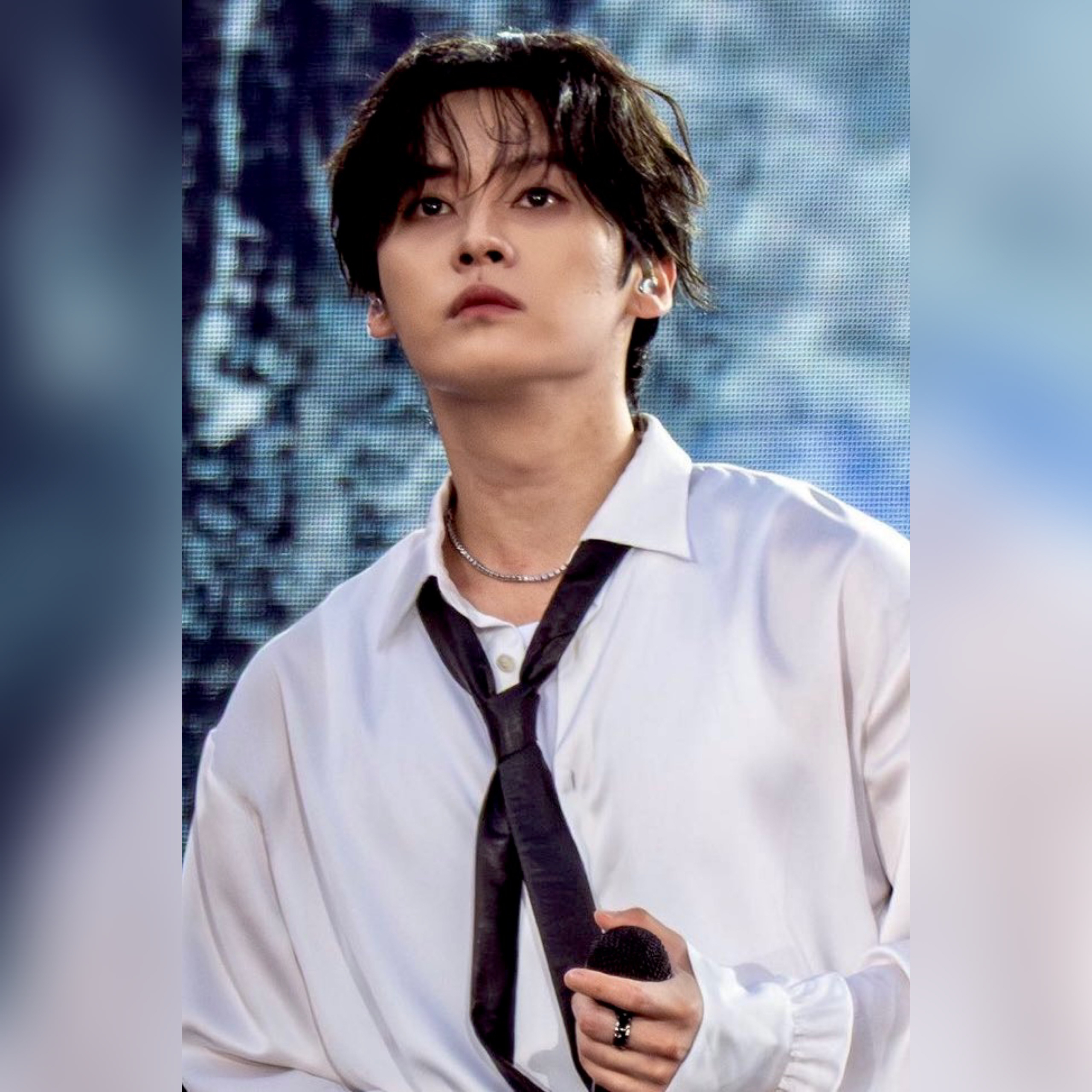 A moment captured by Lee Know (Stray Kids)'s fan