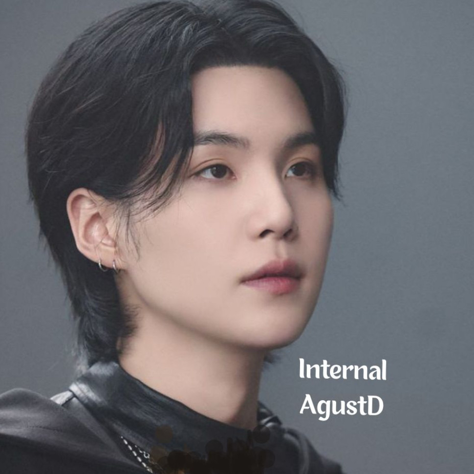 SUGA (防彈少年團)的最新照片