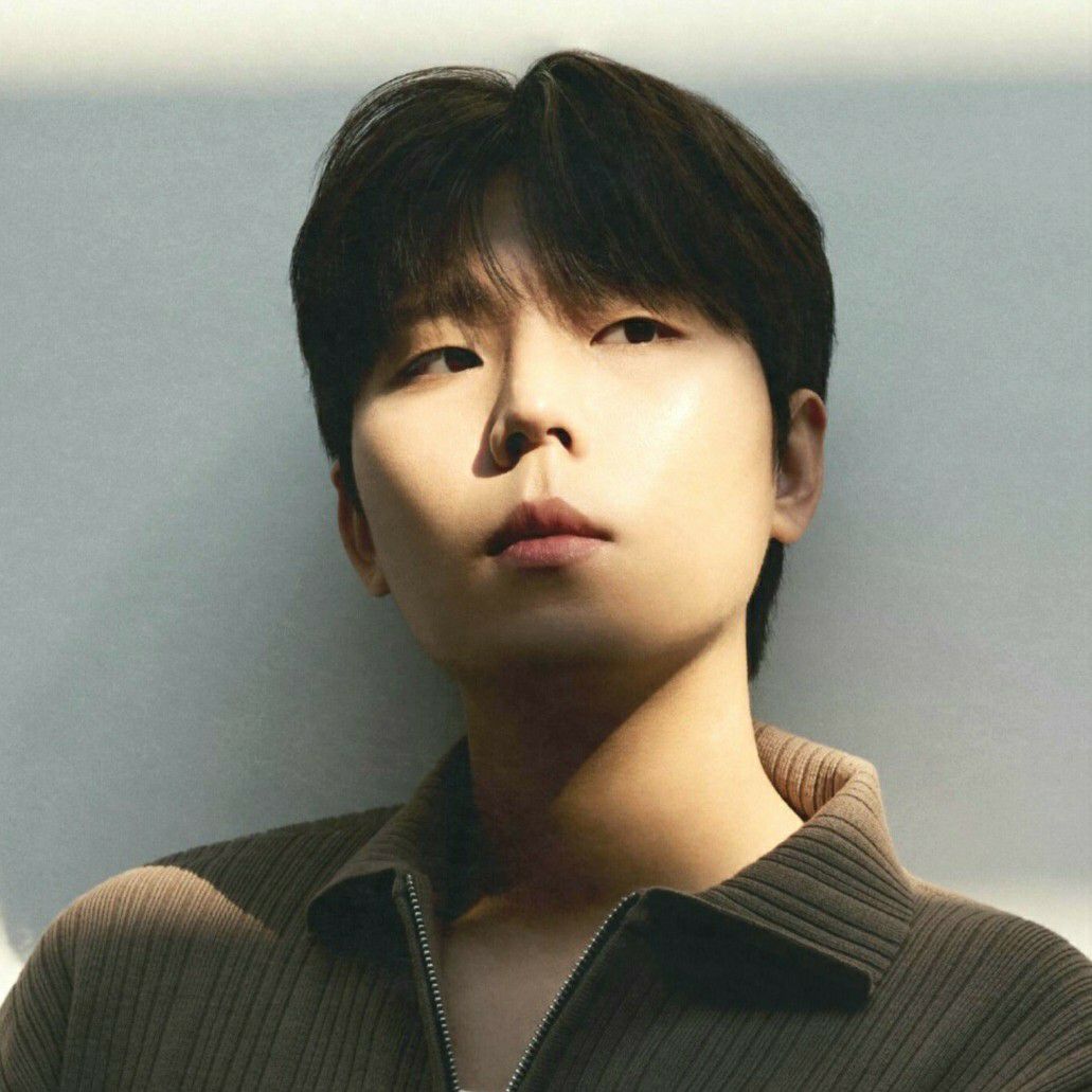 Recent activity shot of Jung Seunghwan