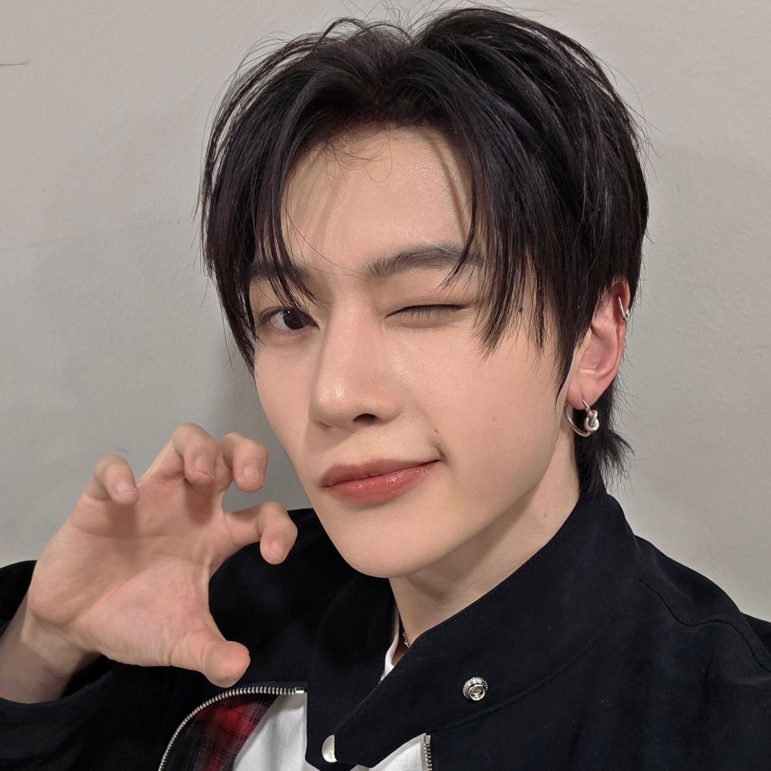 Behind-the-scenes cut of Seok Matthew (ZEROBASEONE)