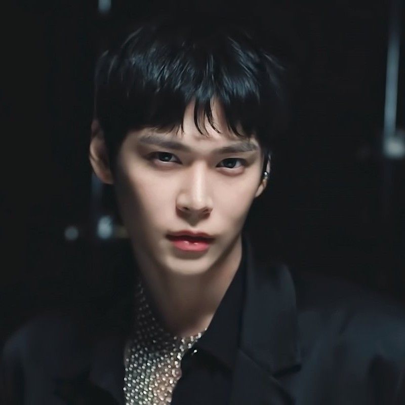 Foto aktivitas terbaru Eunseok (RIIZE)