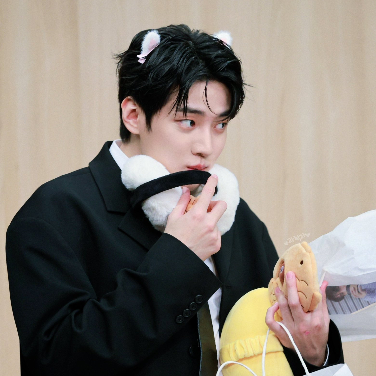 Potret di balik layar Jaechan (DKZ)