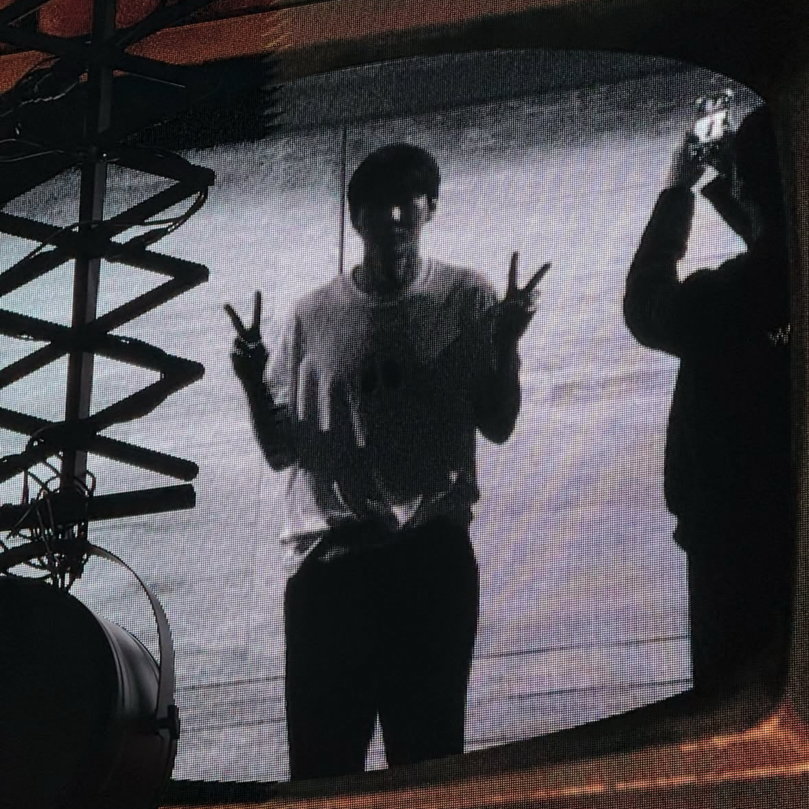 Recent activity shot of LEO (VIXX)