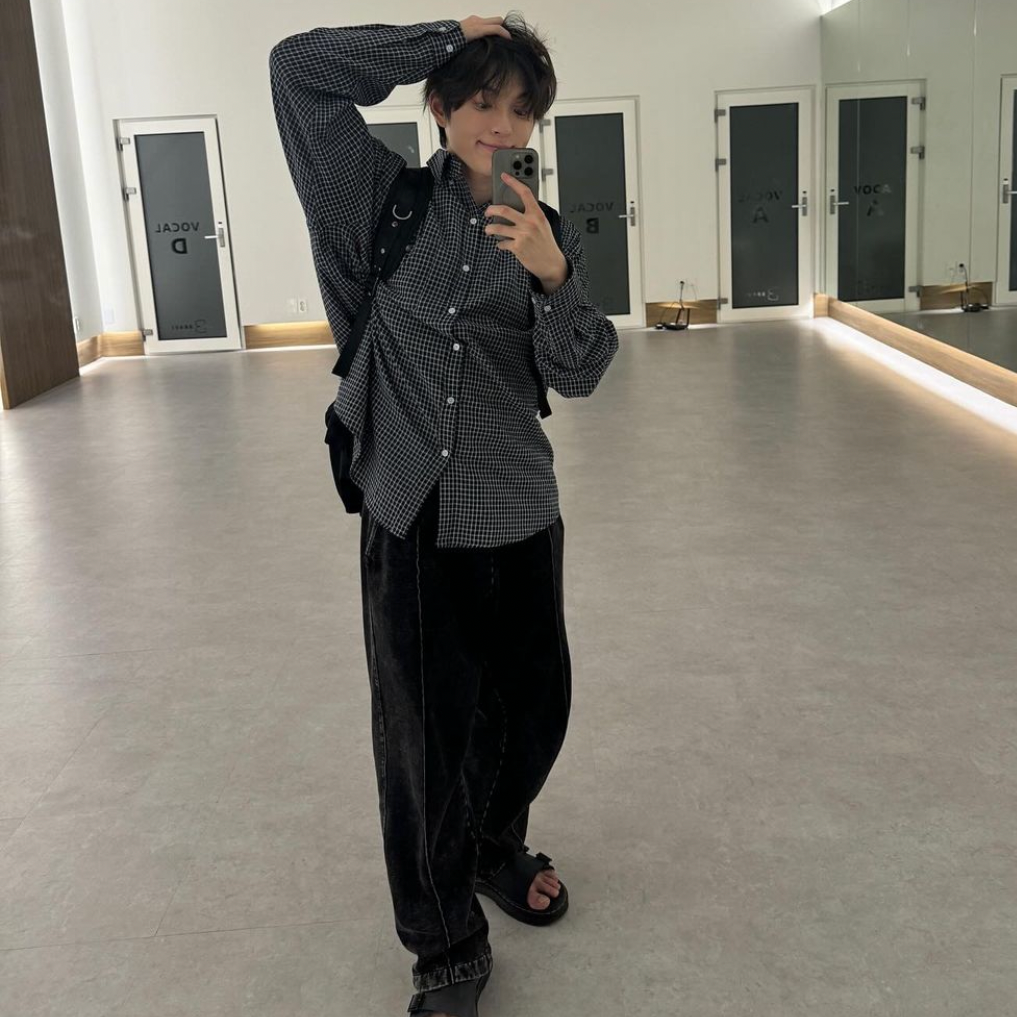 Latest photo of HEECHAN (DKB)