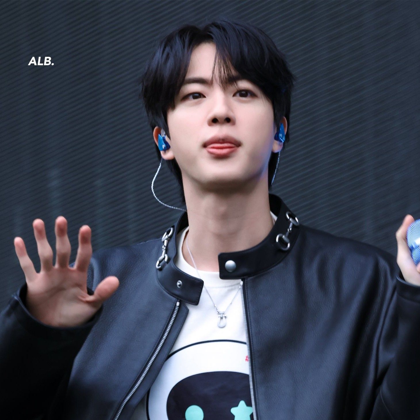 Behind-the-scenes cut of Jin (BTS)