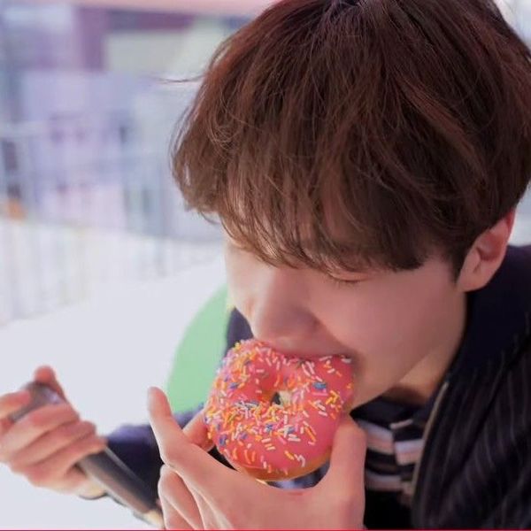 Popular profile image of Jaeyun selected by votes