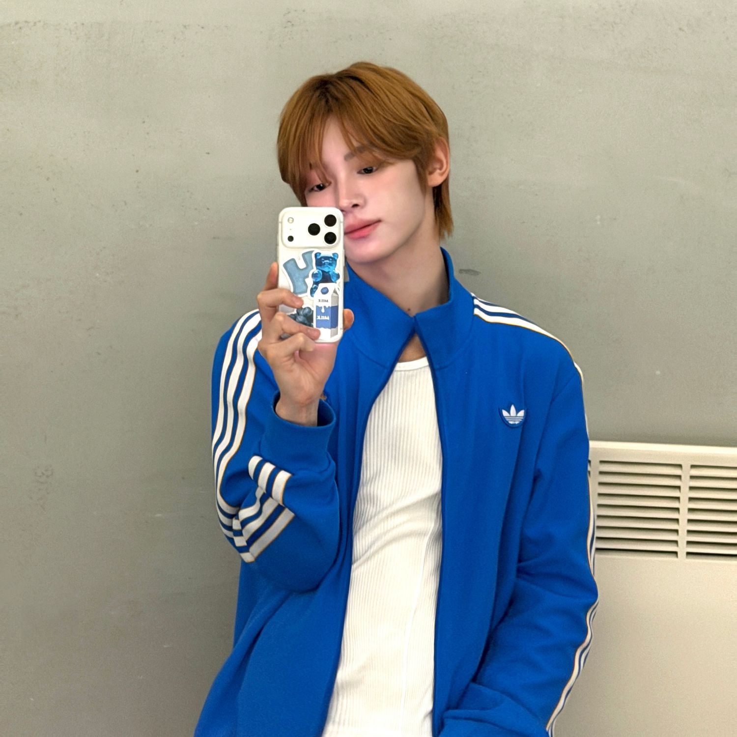 Behind-the-scenes cut of TWS