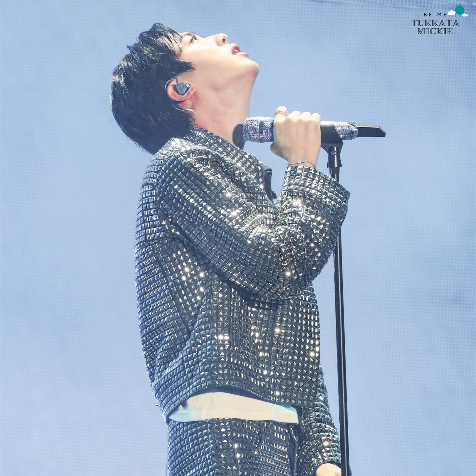 진 (방탄소년단) 최근 활동샷