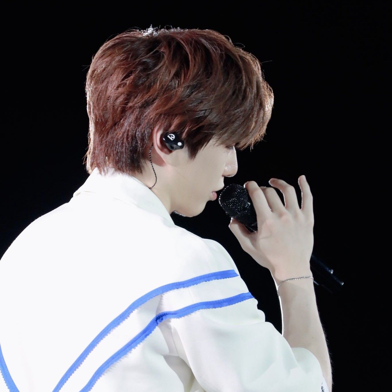 Recent activity shot of Kang Daniel