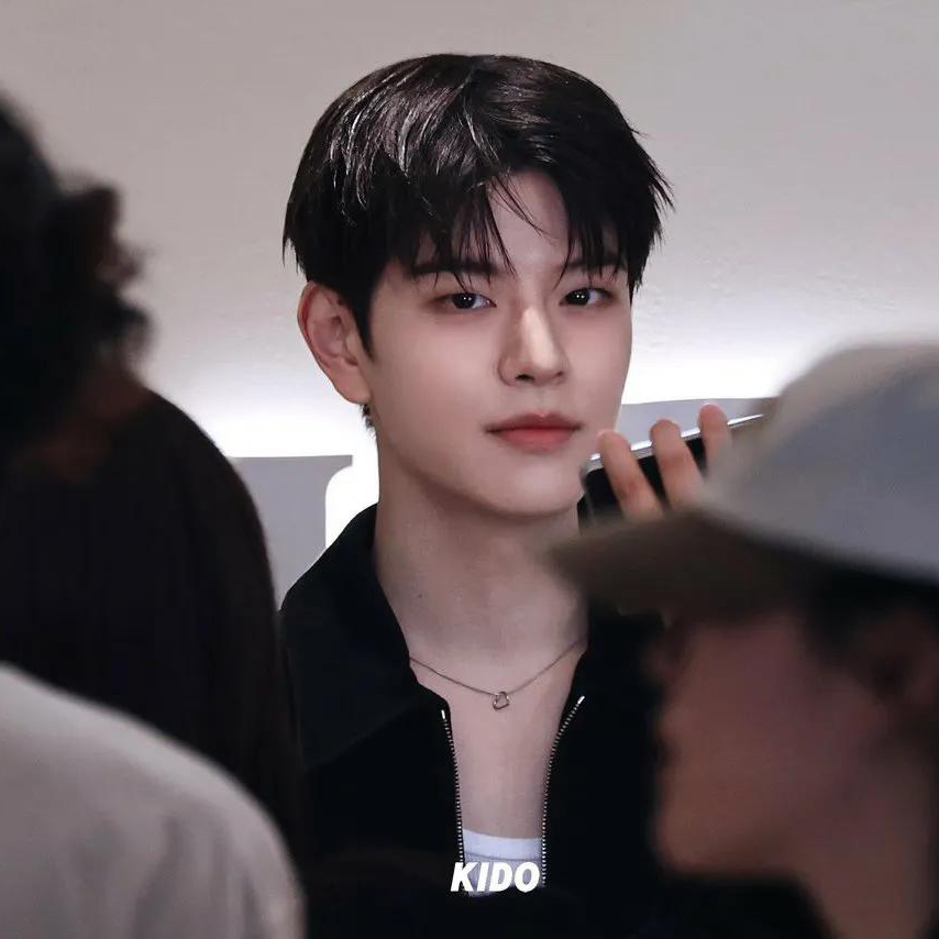 升玟 (Stray Kids)粉丝拍下的瞬间