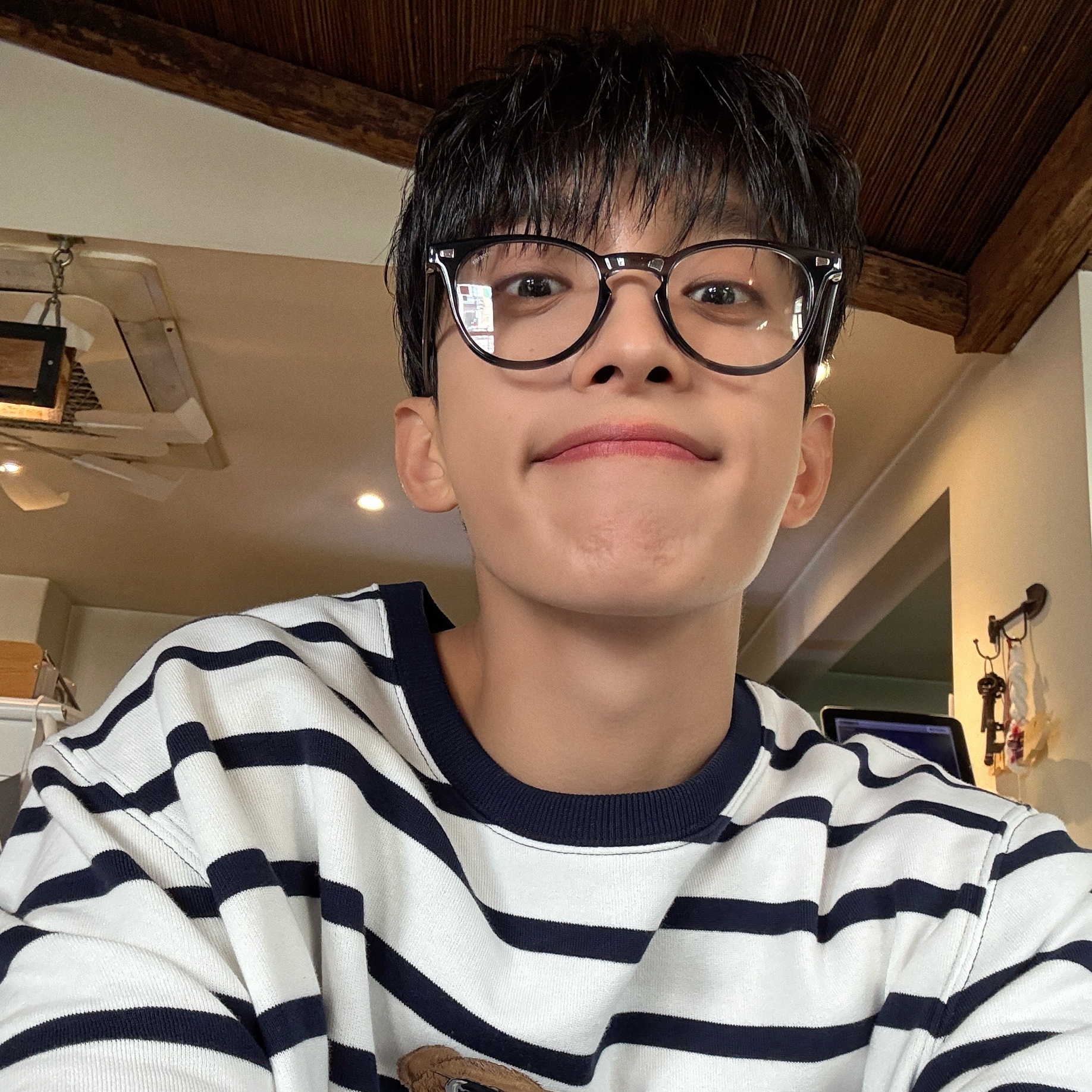 Behind-the-scenes cut of DK (SEVENTEEN)