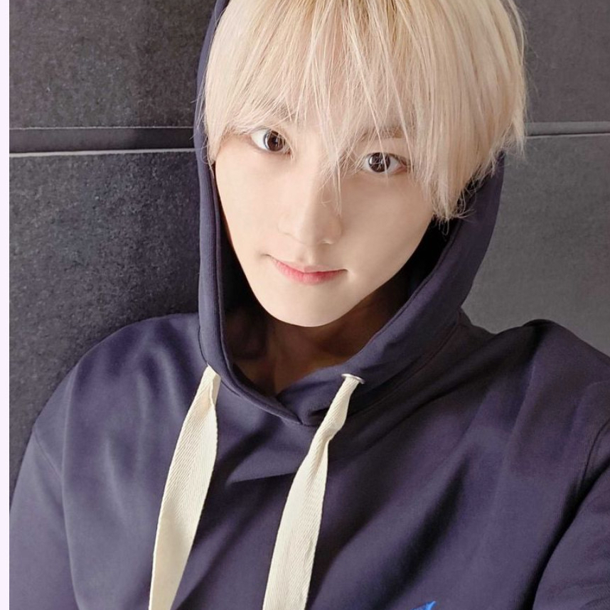 A moment captured by Jungwon (ENHYPEN)'s fan